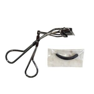 Bobbi‎ Brown Eyelash Curler and 1 New Replacement Pad